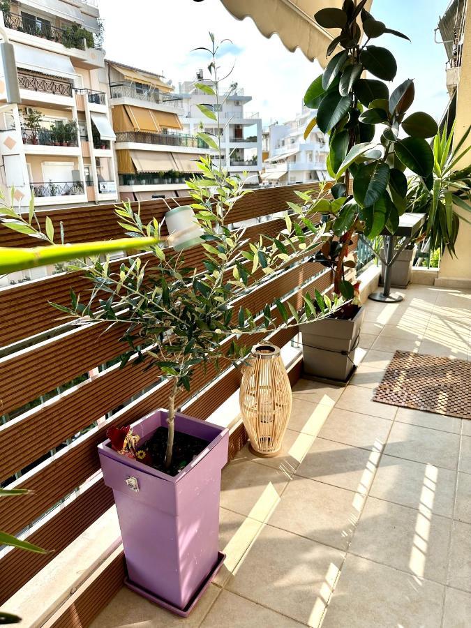 Cozy Apartment With Parking Near The City Center Atenas Exterior foto